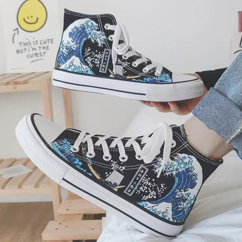 Casual high-top canvas shoes with wave pattern
