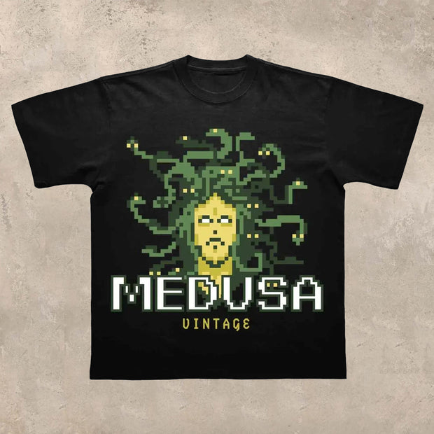 Trendy Personalized Medusa Print T-Shirt