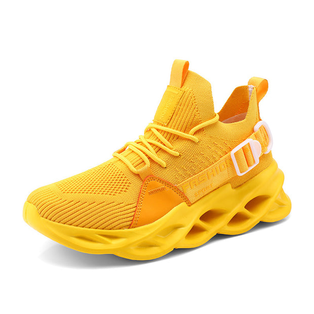 Casual flying woven outdoor large size running shoes