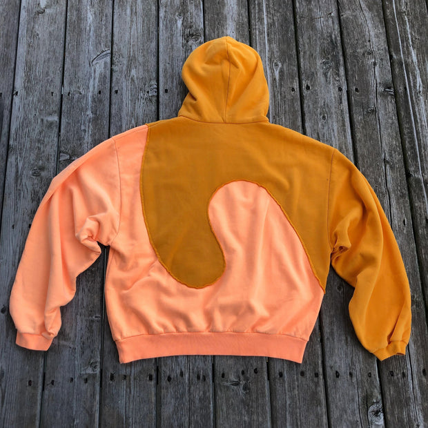 Personalized vortex stitching contrast hoodie