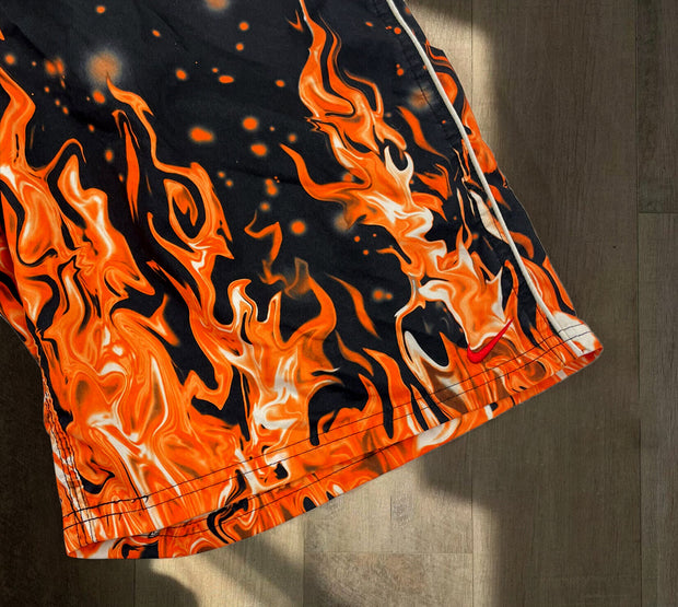 Fashion flame print head street shorts