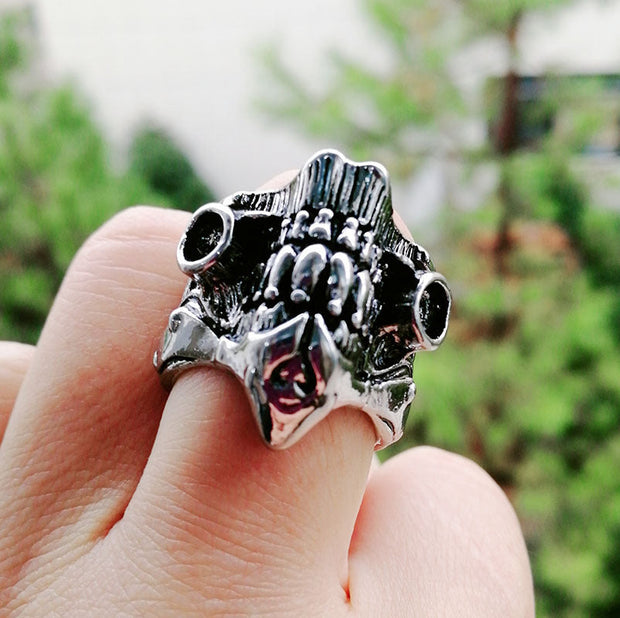 Crazy max undead mask ring
