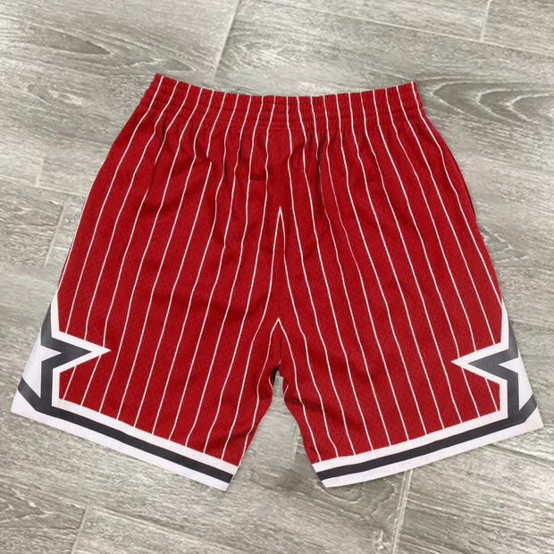 Trendy striped casual sports basketball shorts